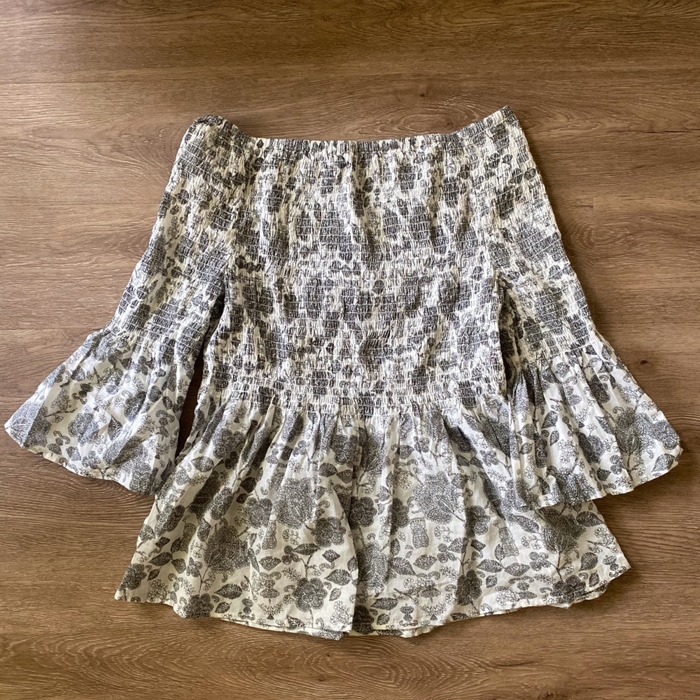 IVANKA TRUMP Off the Shoulder Blouse White Small